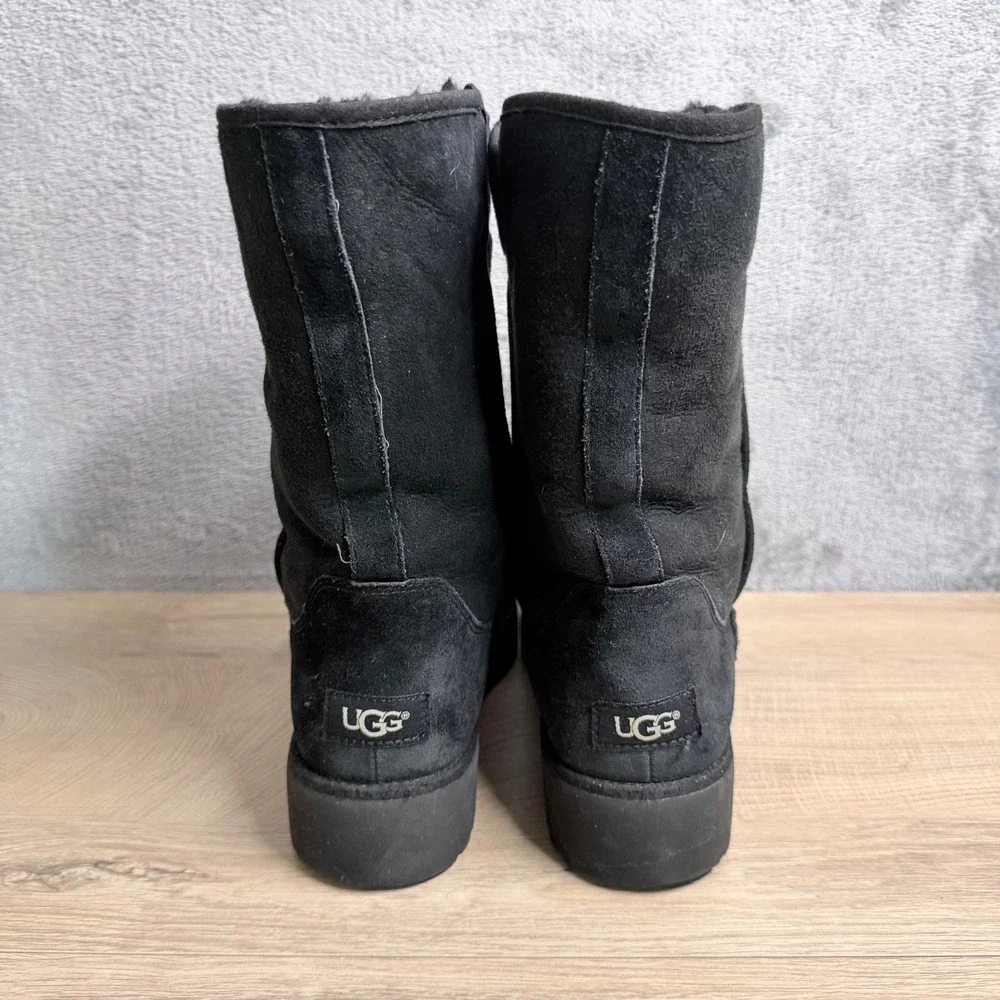 UGG Amie Classic Slim Boot Women 8 Black‎ Suede Shearling Mid Calf Wedge Heel